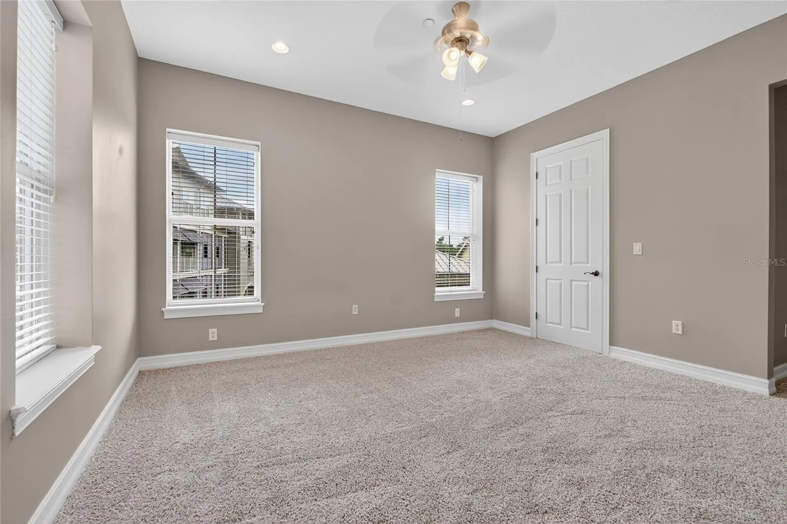 762 CELEBRATION AVE #2301, #2301