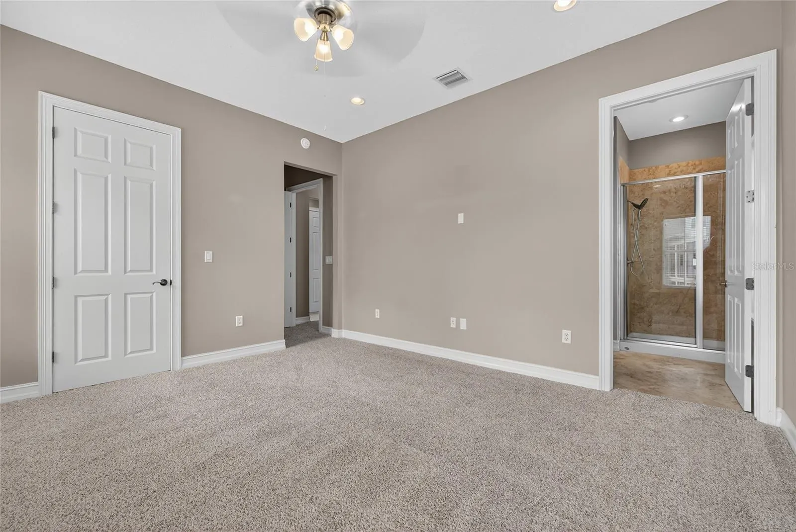 762 CELEBRATION AVE #2301, #2301