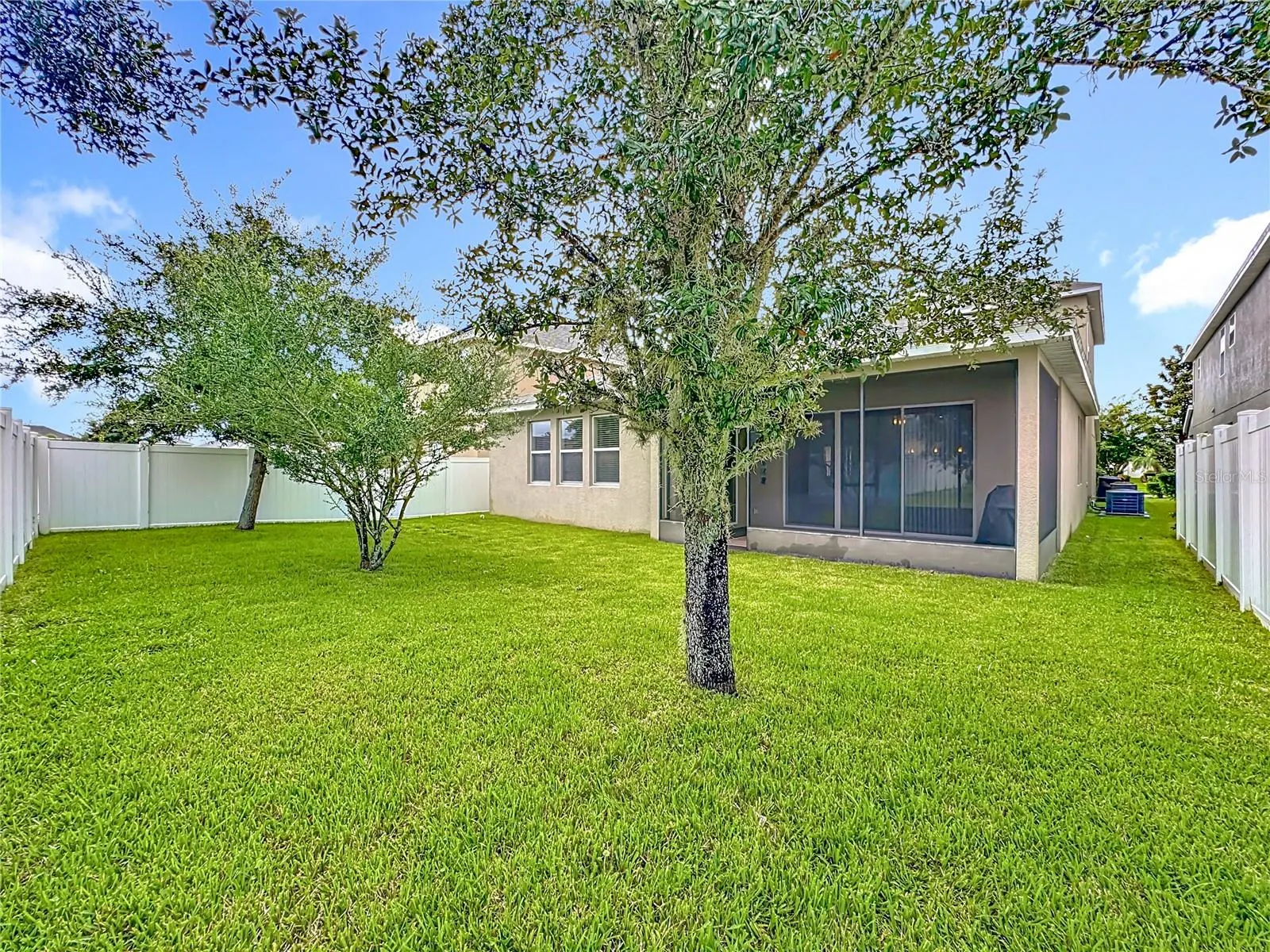 1505 CATERPILLAR ST