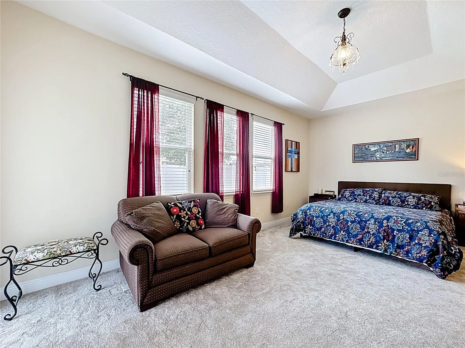 1505 CATERPILLAR ST