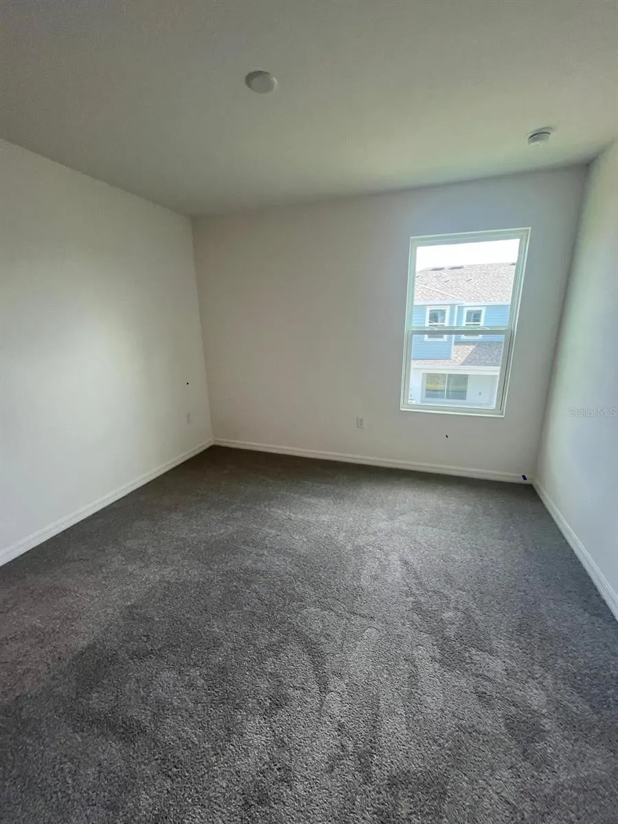 1333 BLAZING STAR LN