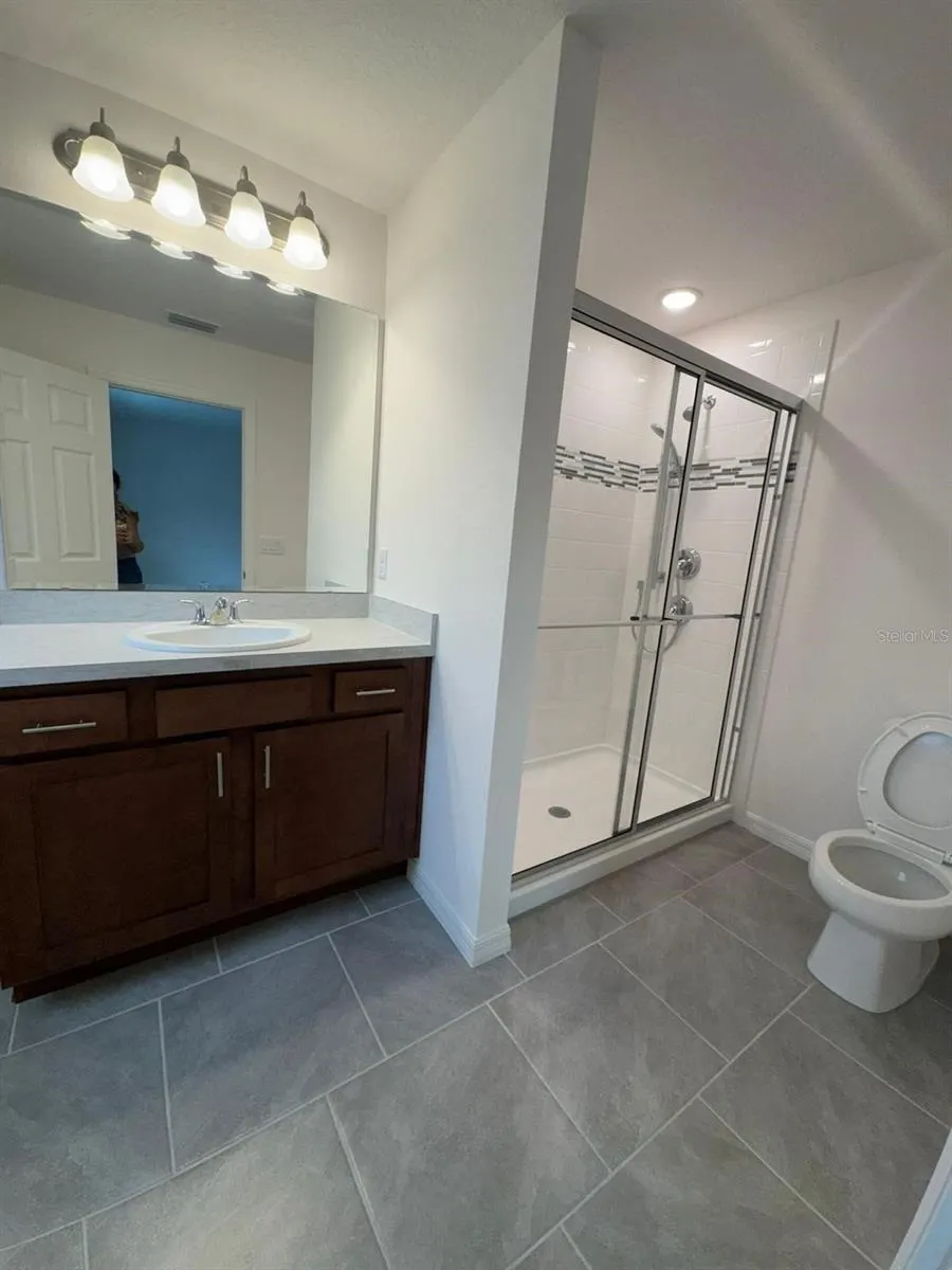 1333 BLAZING STAR LN
