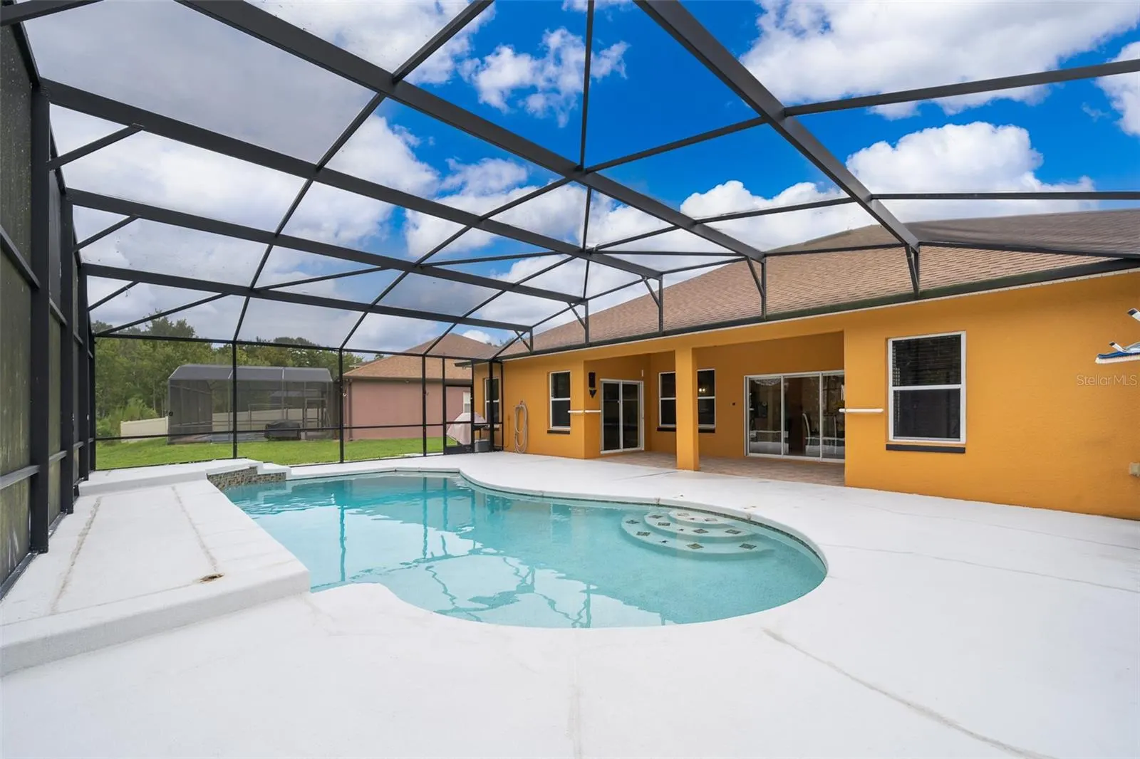 5312 CORAL VINE LN