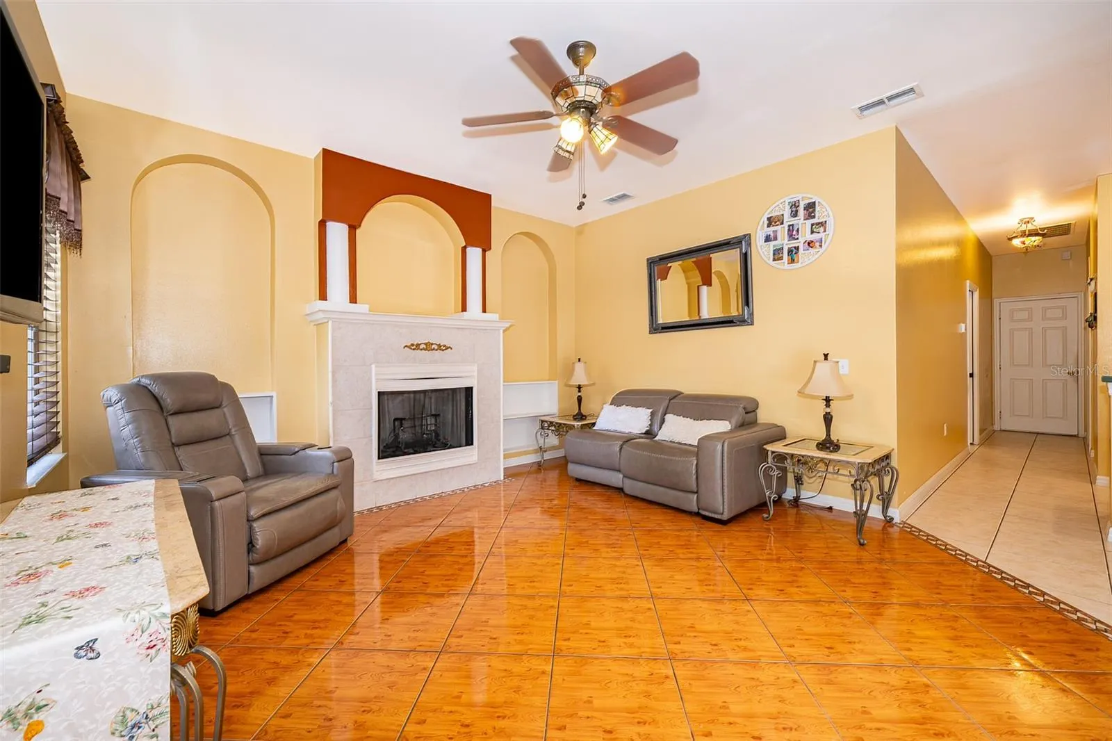 5312 CORAL VINE LN