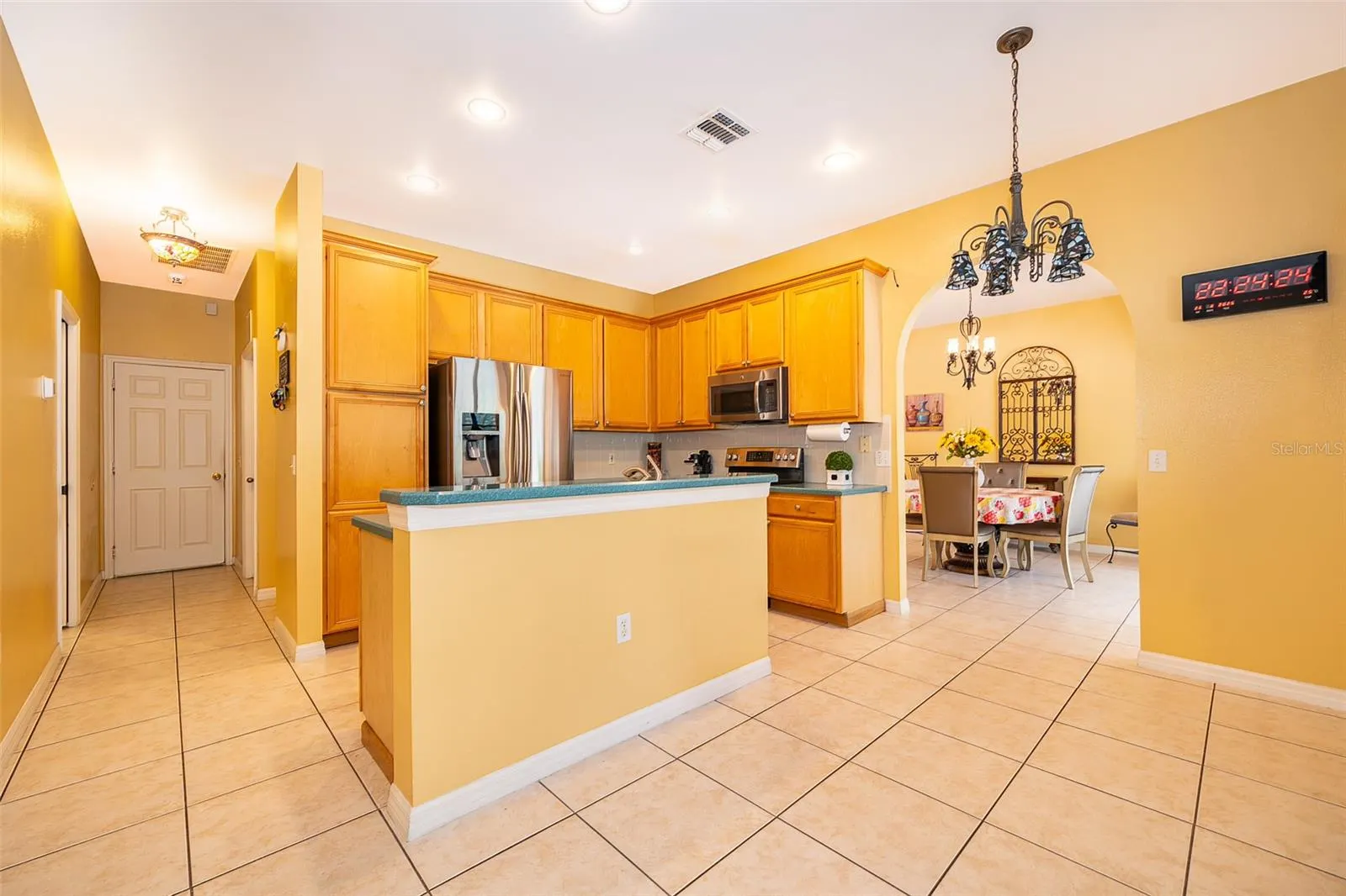 5312 CORAL VINE LN
