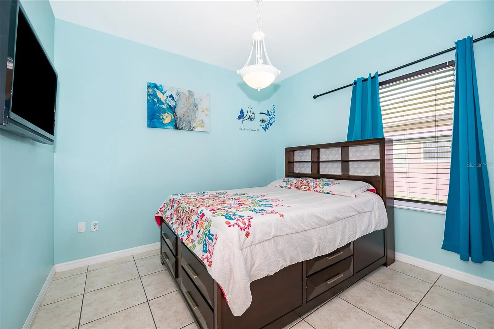 5312 CORAL VINE LN