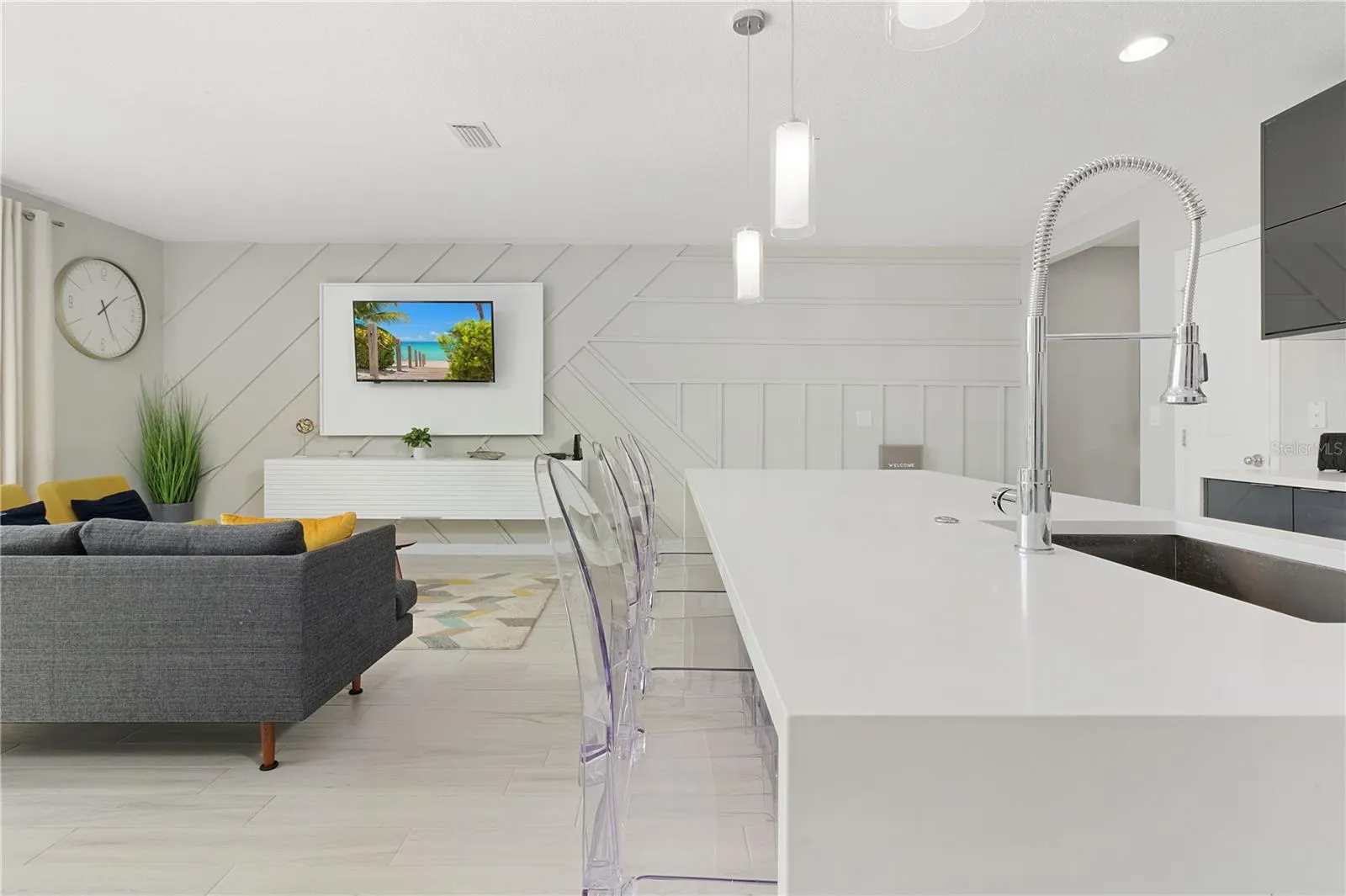 4424 LE REVE CT