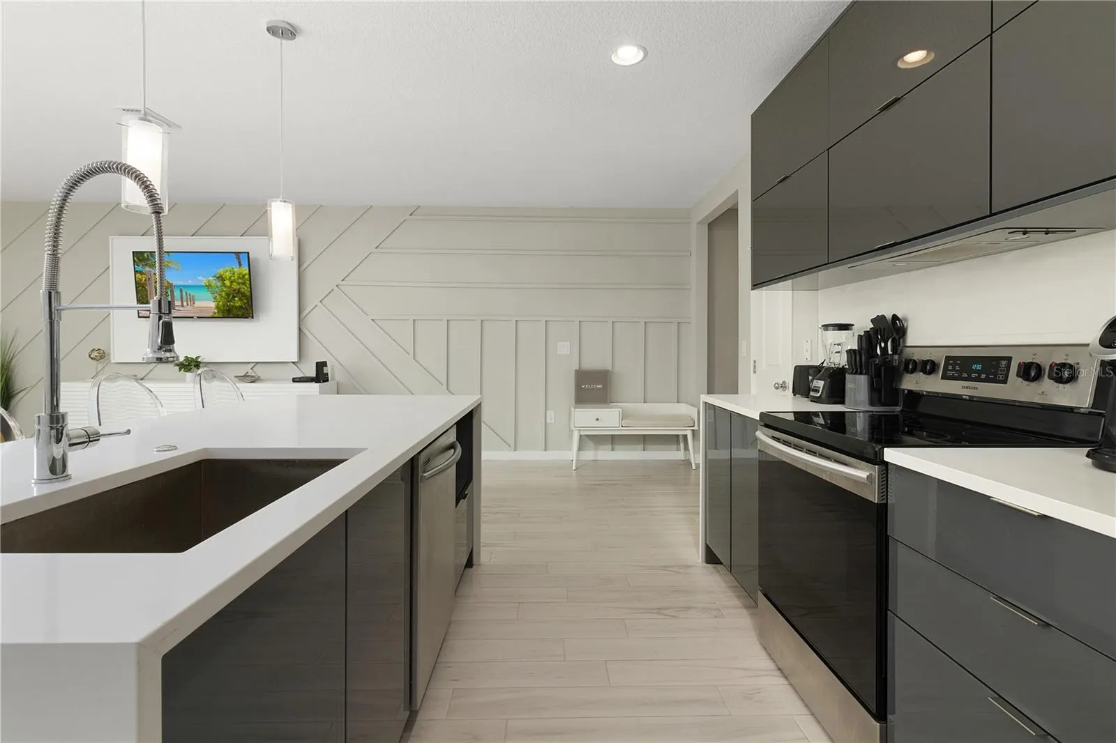 4424 LE REVE CT