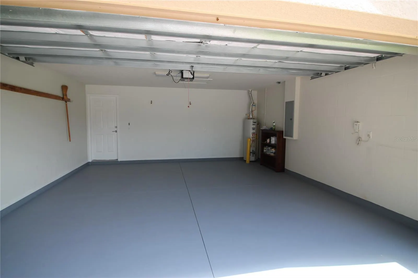 418 DEL SOL AVE