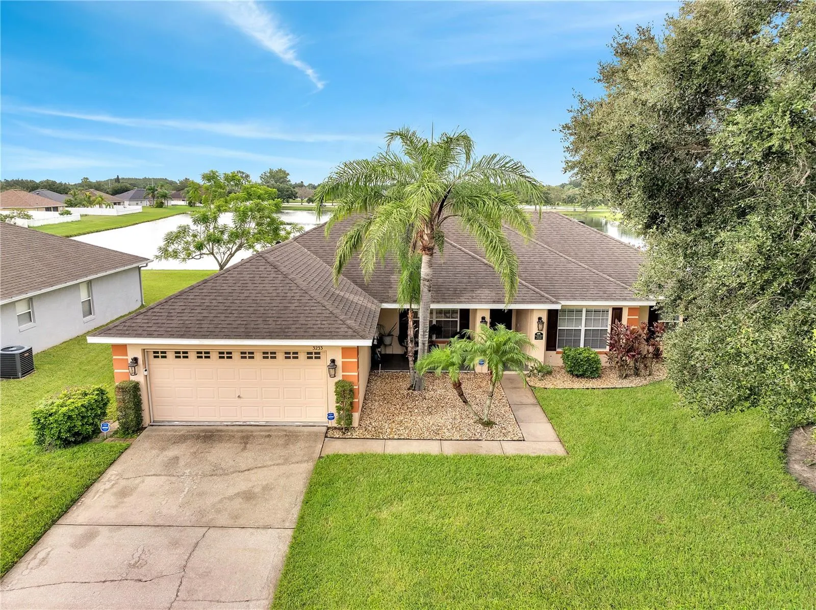 3233 LORIMAR LN