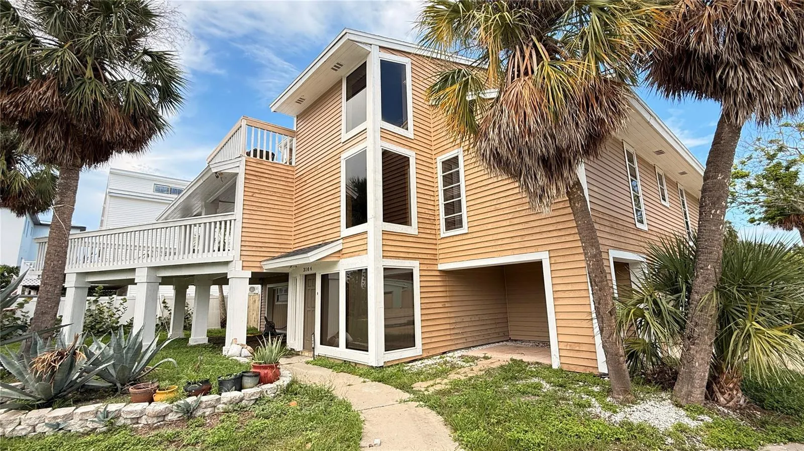 3104 S MARITANA DR