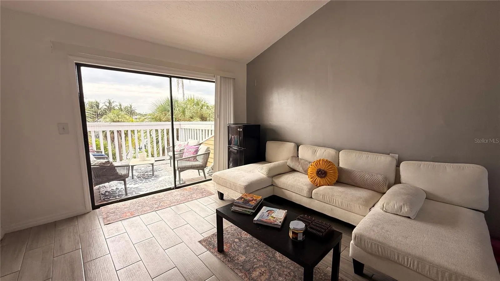 3104 S MARITANA DR