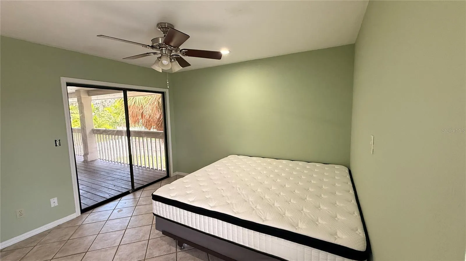 3104 S MARITANA DR