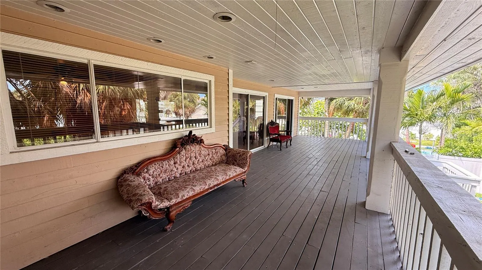 3104 S MARITANA DR