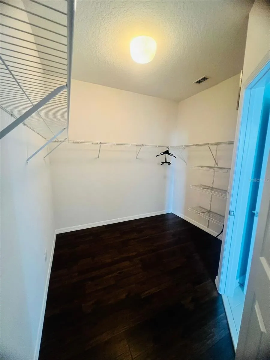 1476 LEXINGTON AVE