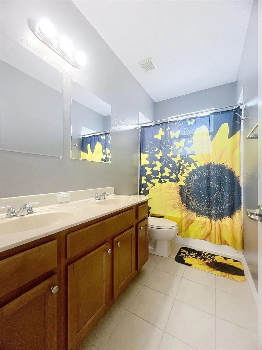 1476 LEXINGTON AVE