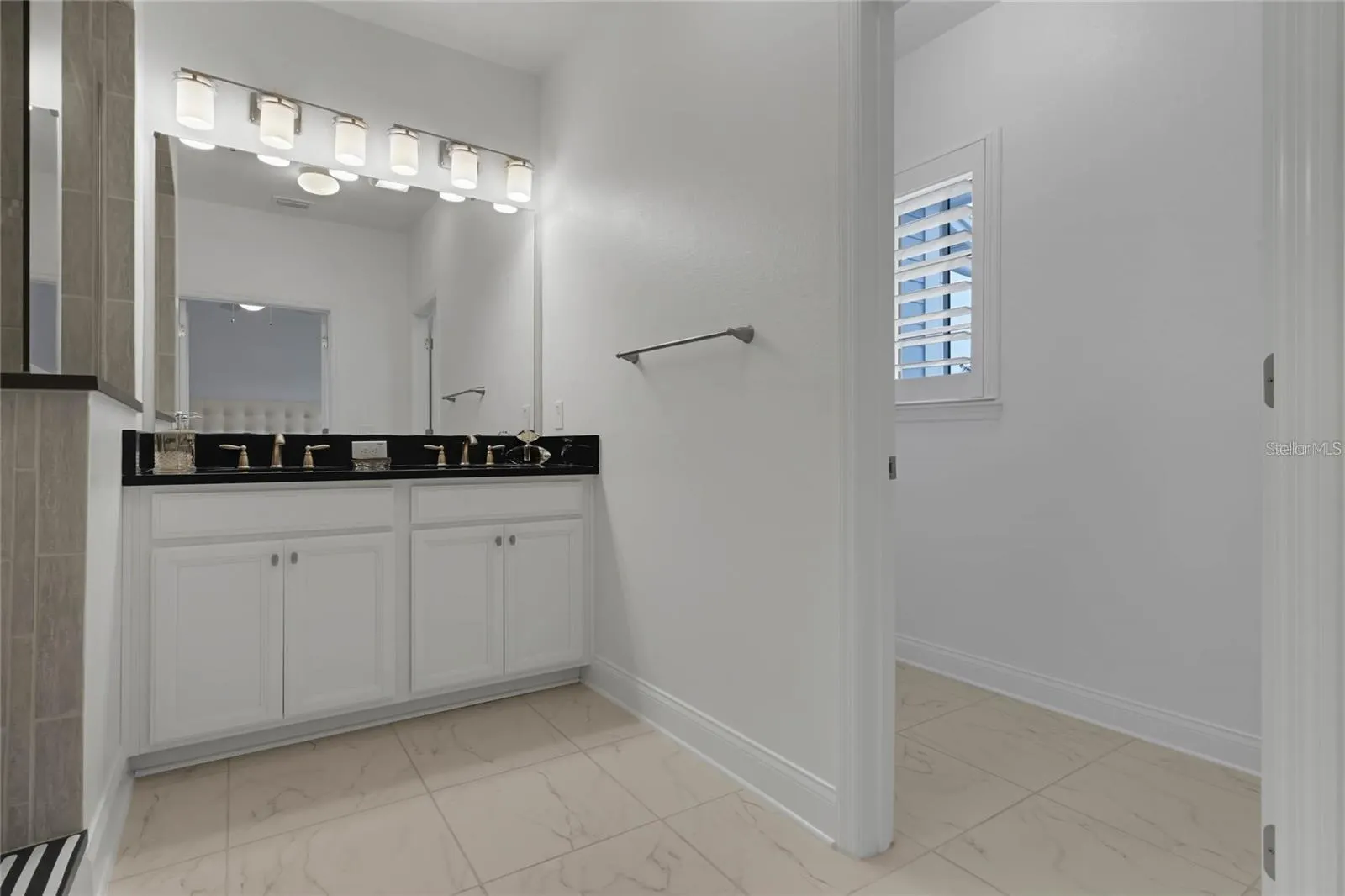1363 PONCE DR