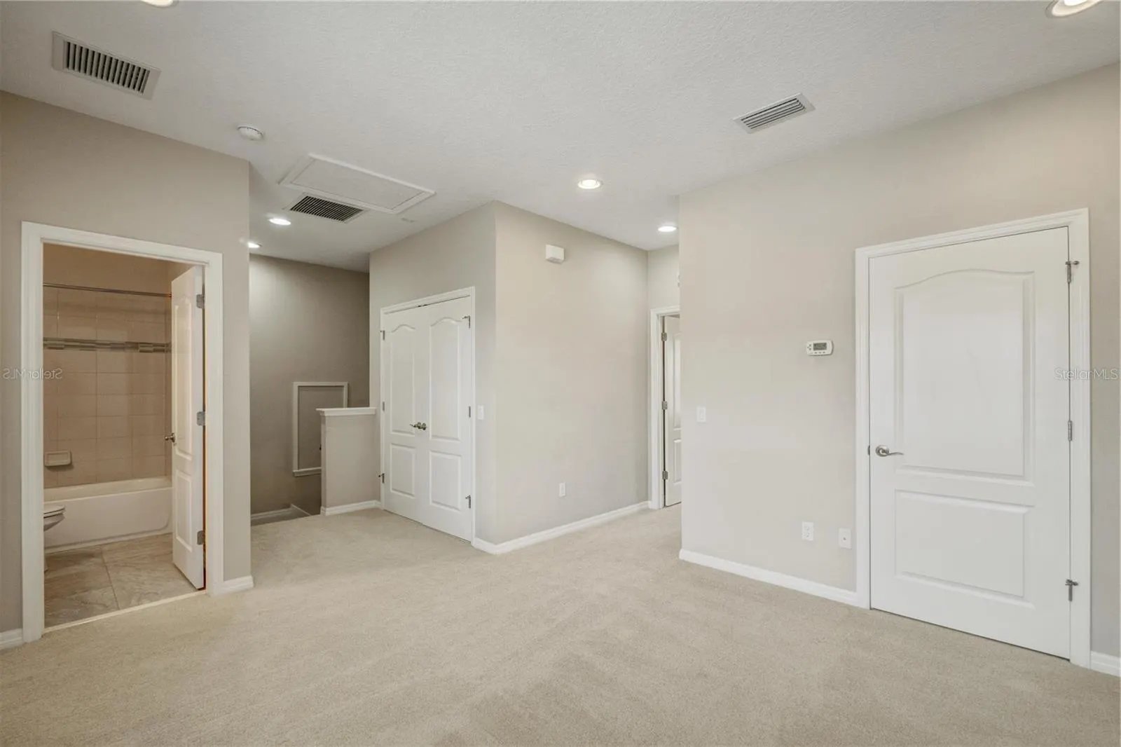 1363 PONCE DR