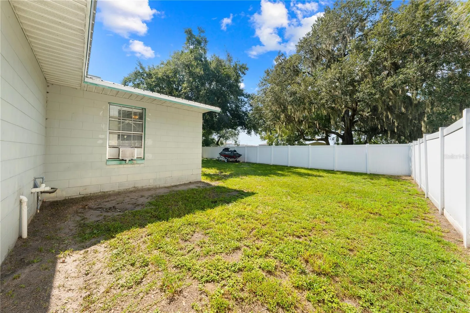 5290 JONES RD