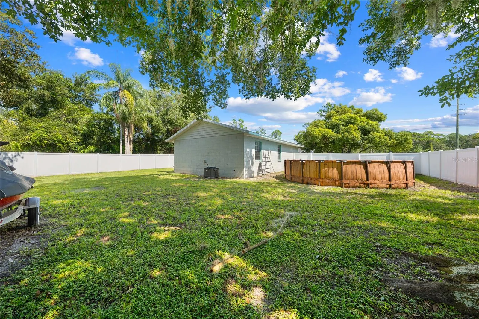 5290 JONES RD