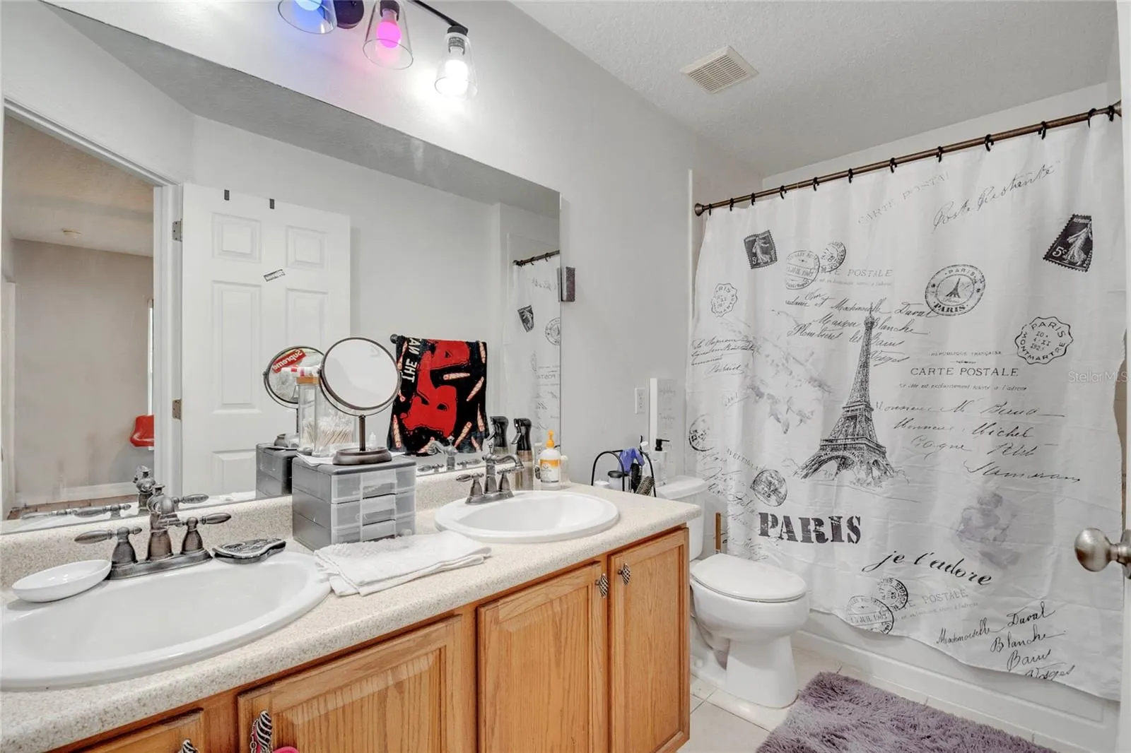 1072 BERKELEY DR