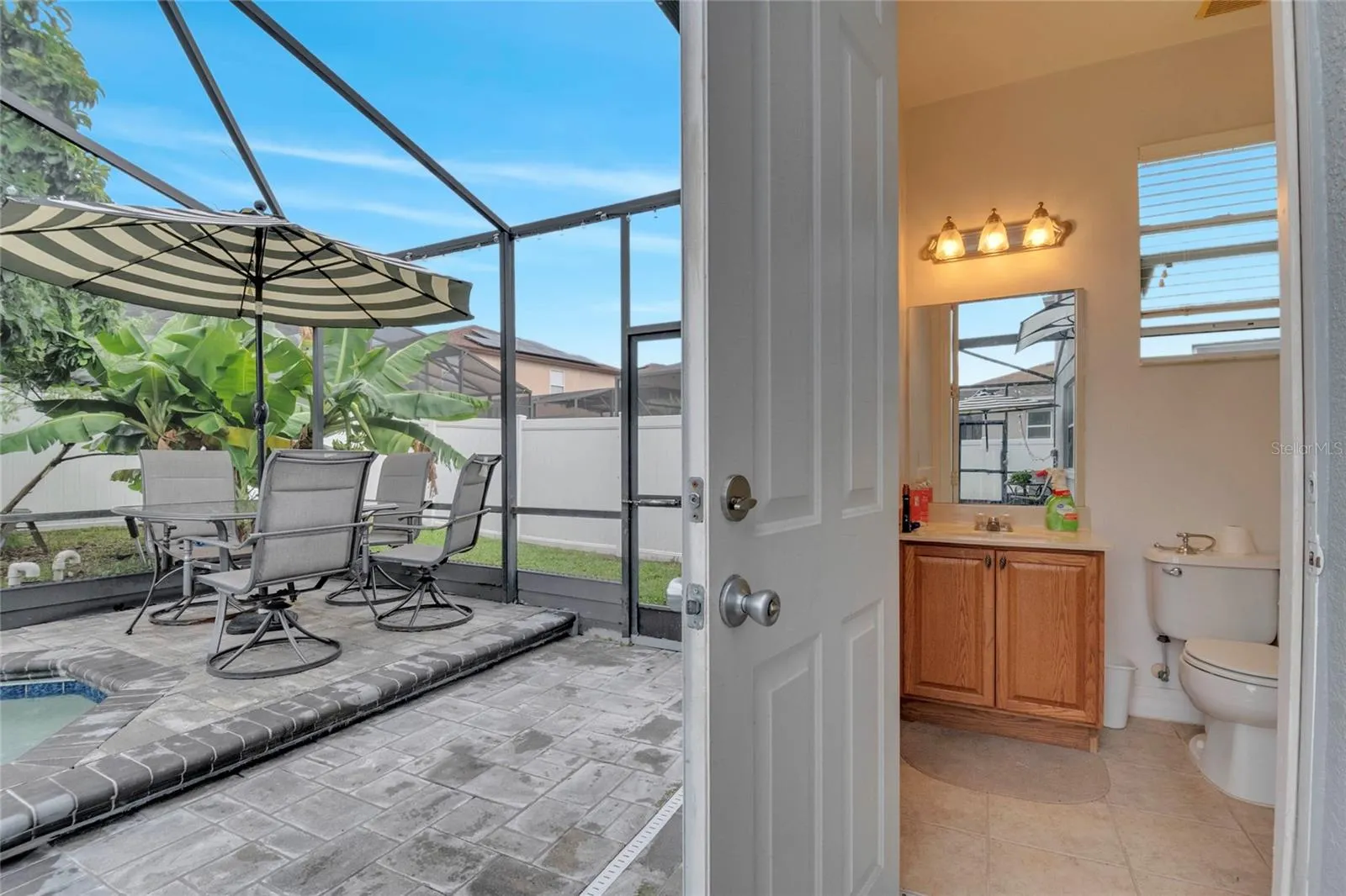 1072 BERKELEY DR
