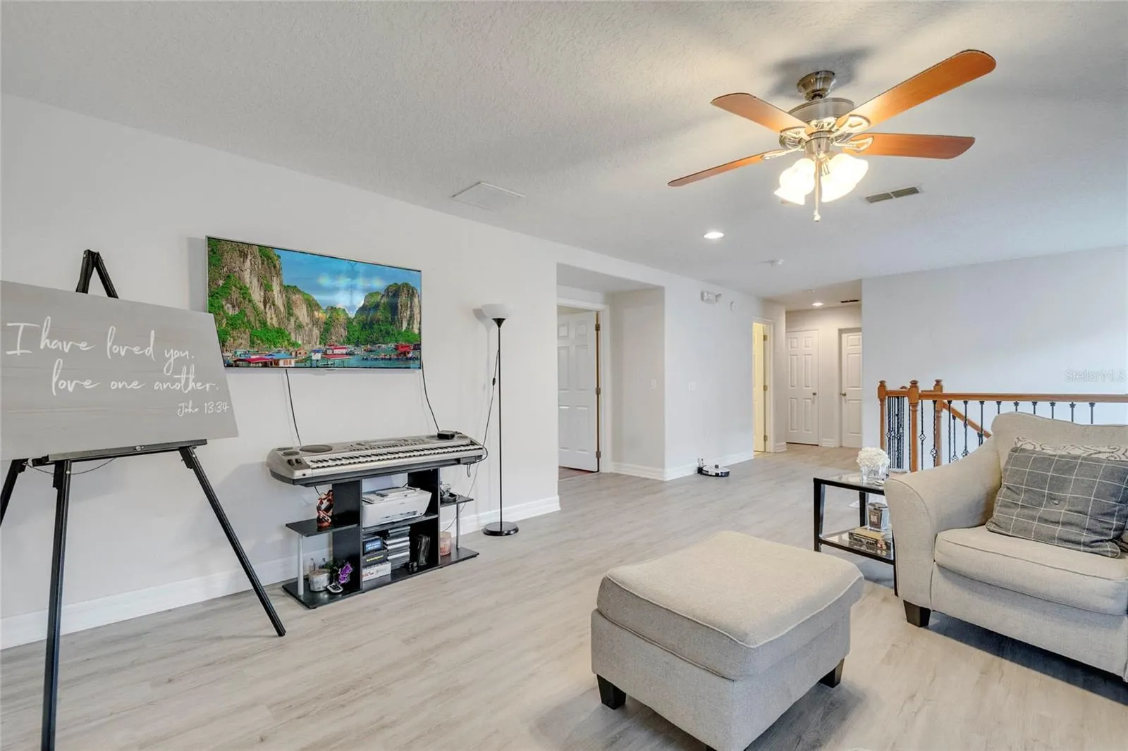 1072 BERKELEY DR