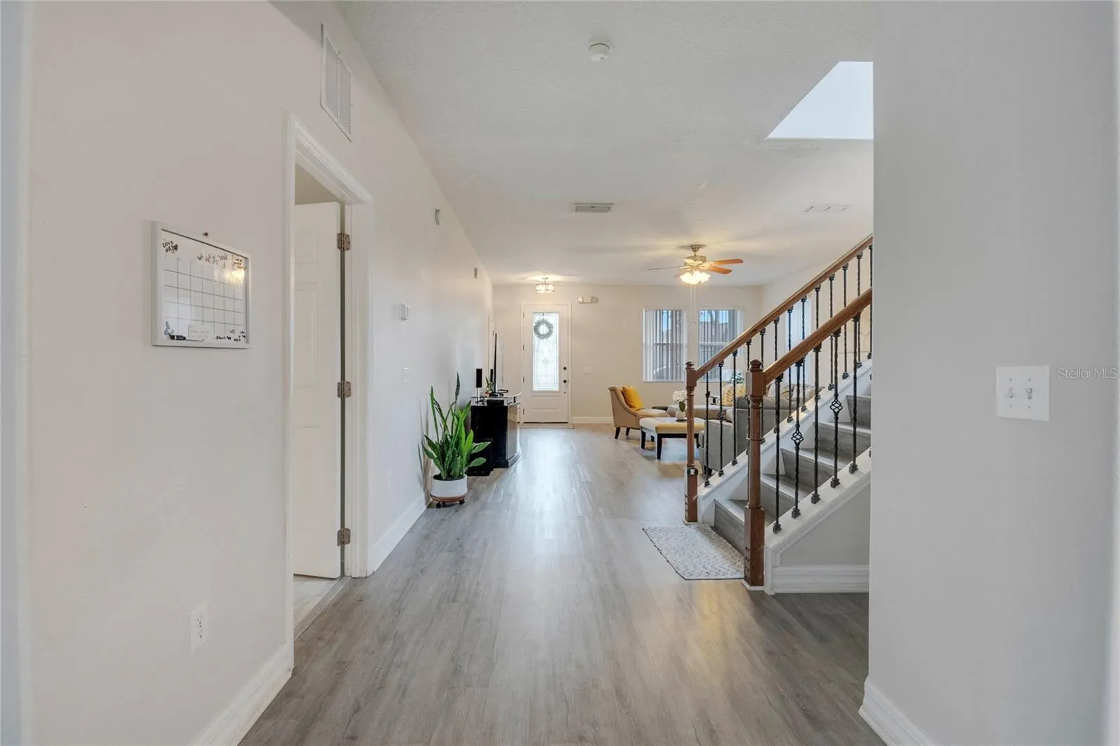 1072 BERKELEY DR