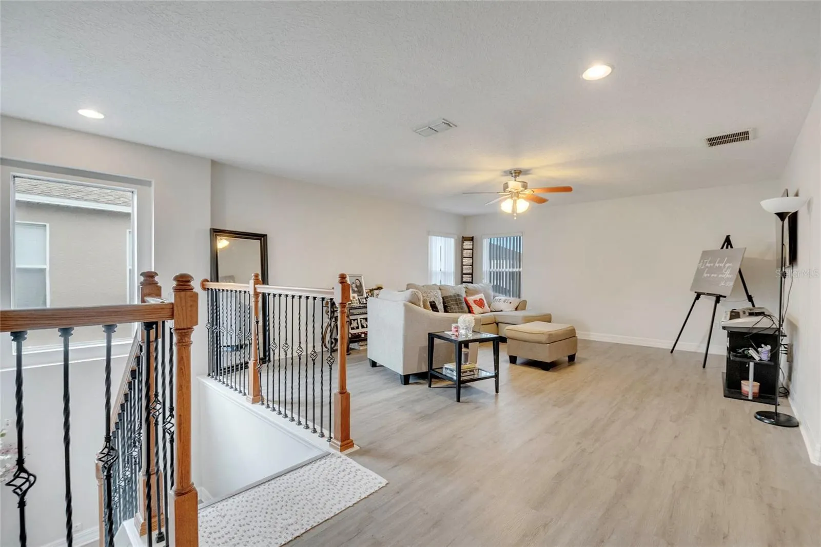1072 BERKELEY DR