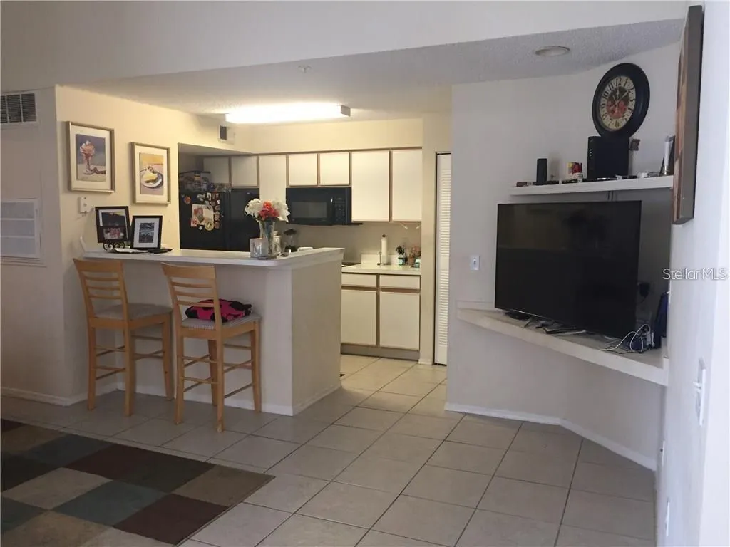 2203 KEY WEST CT #437, #437