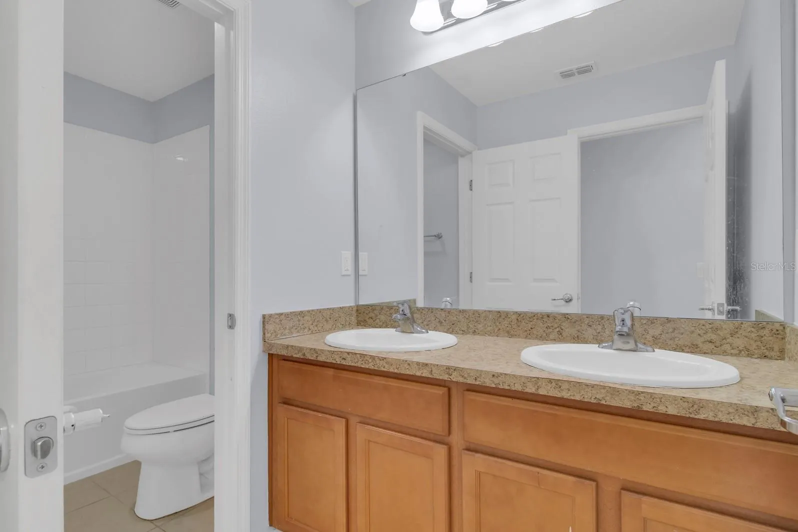 2437 ADDISON CREEK DR