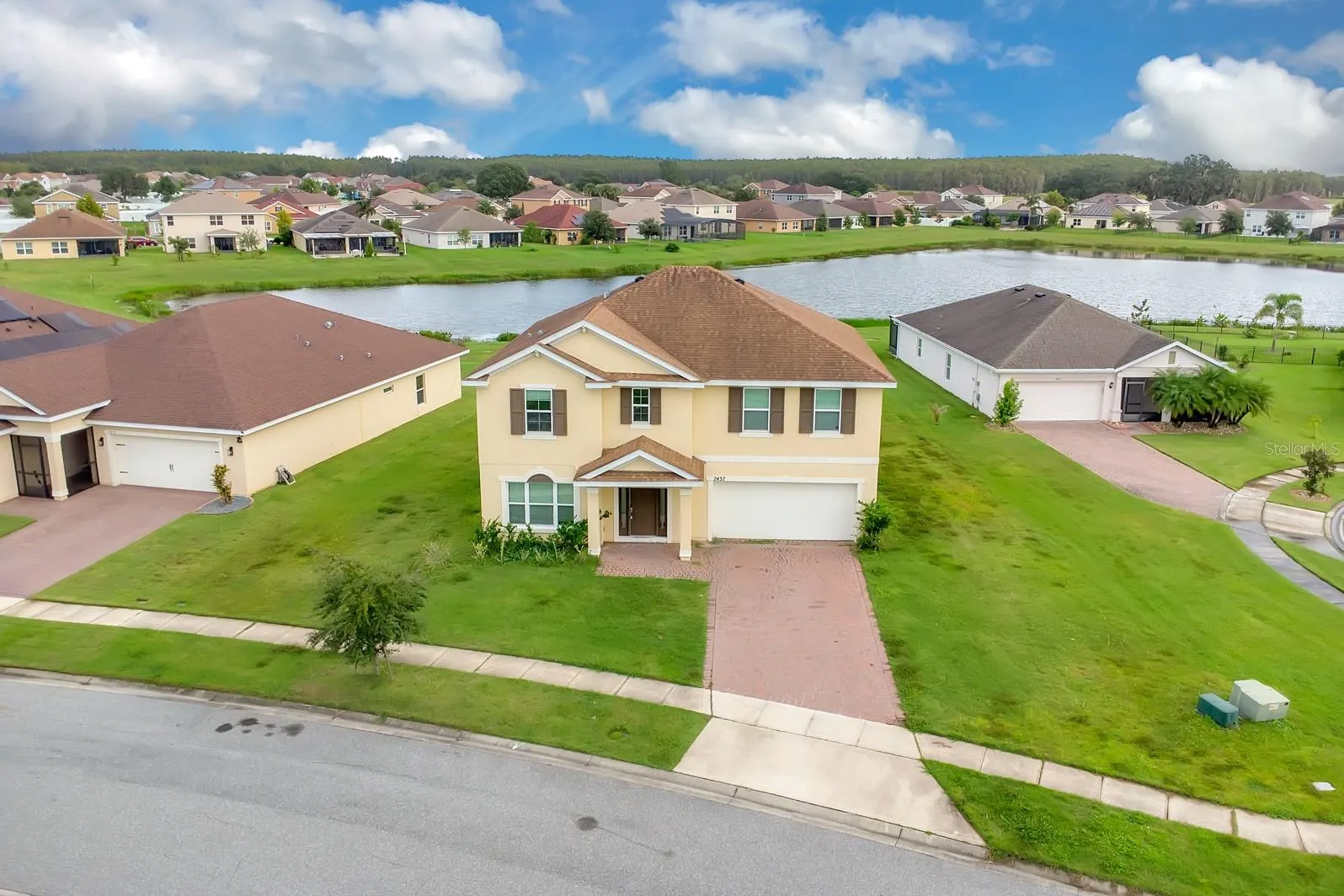 2437 ADDISON CREEK DR