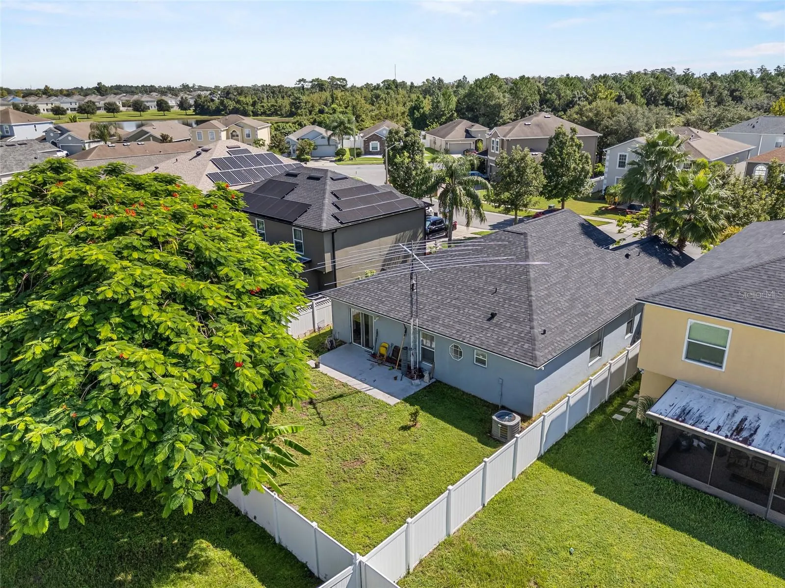 2622 HUNLEY LOOP