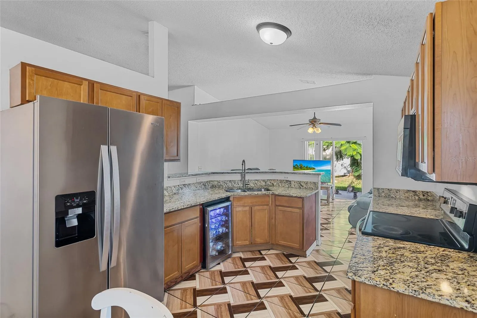 2622 HUNLEY LOOP