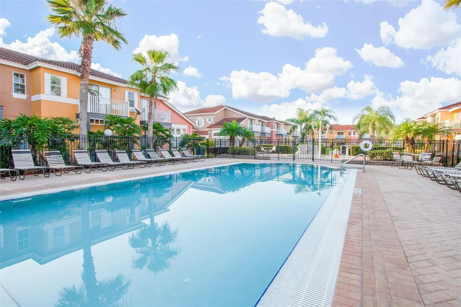 1064 PARK RIDGE CIR