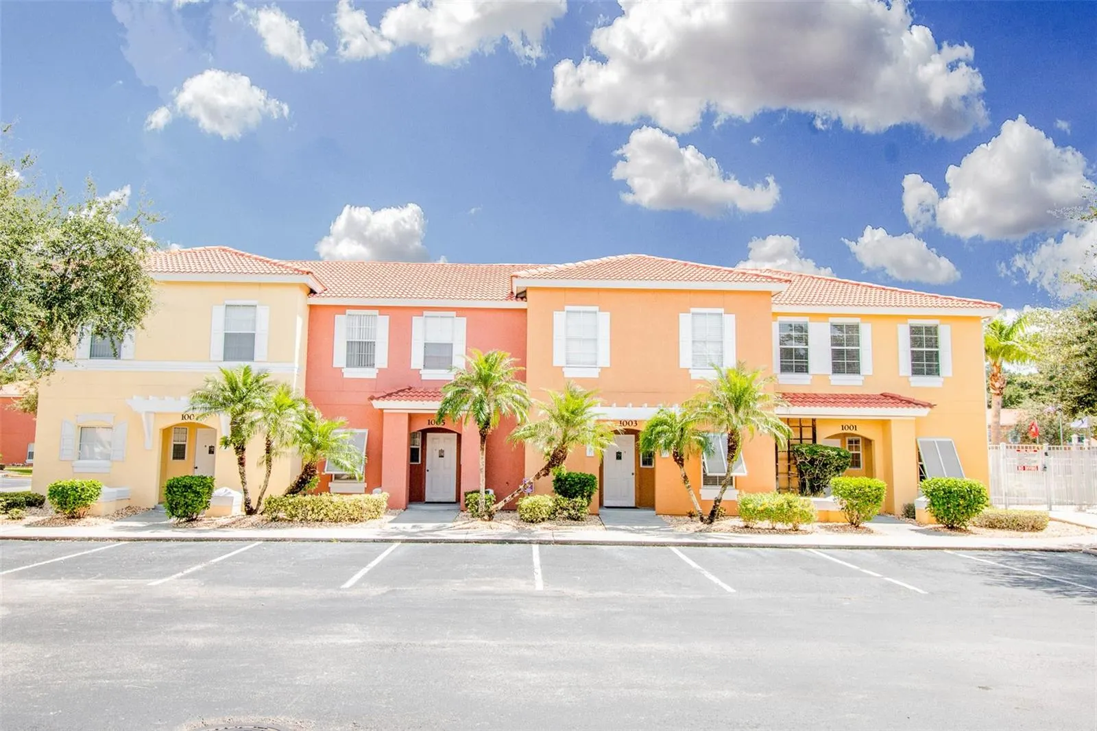 1064 PARK RIDGE CIR