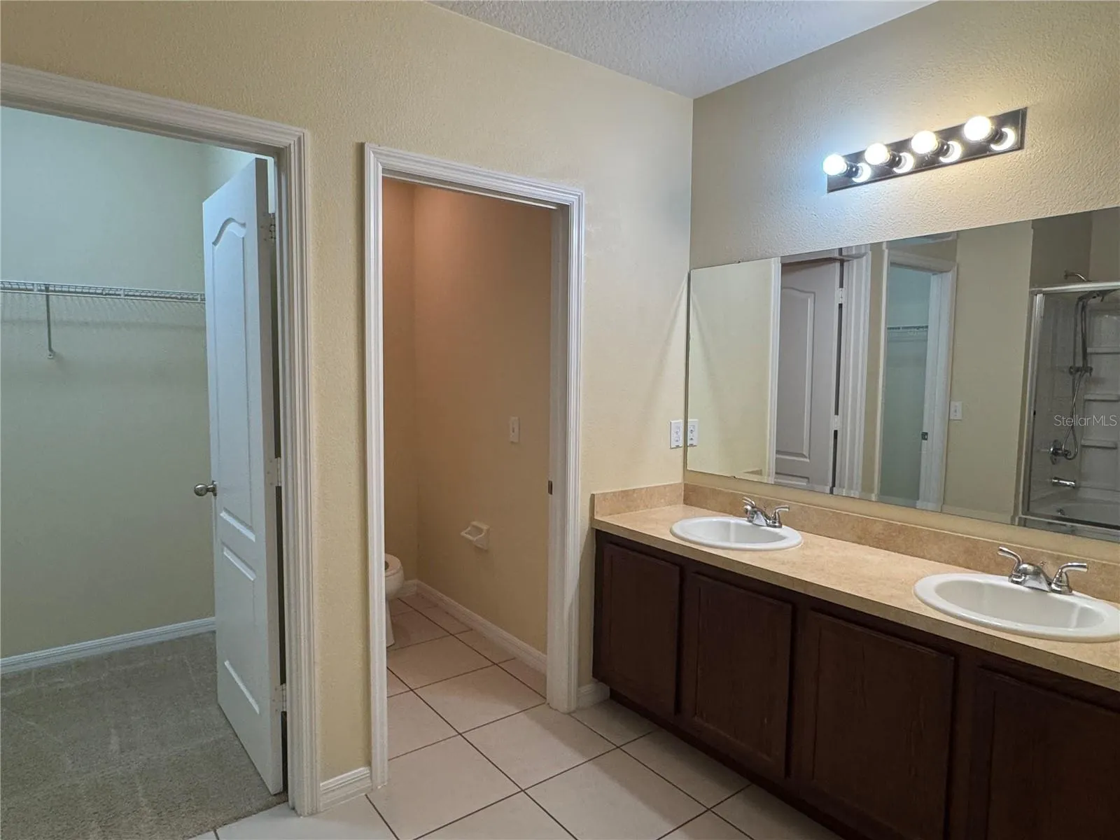 3210 QUEEN ALEXANDRIA DR