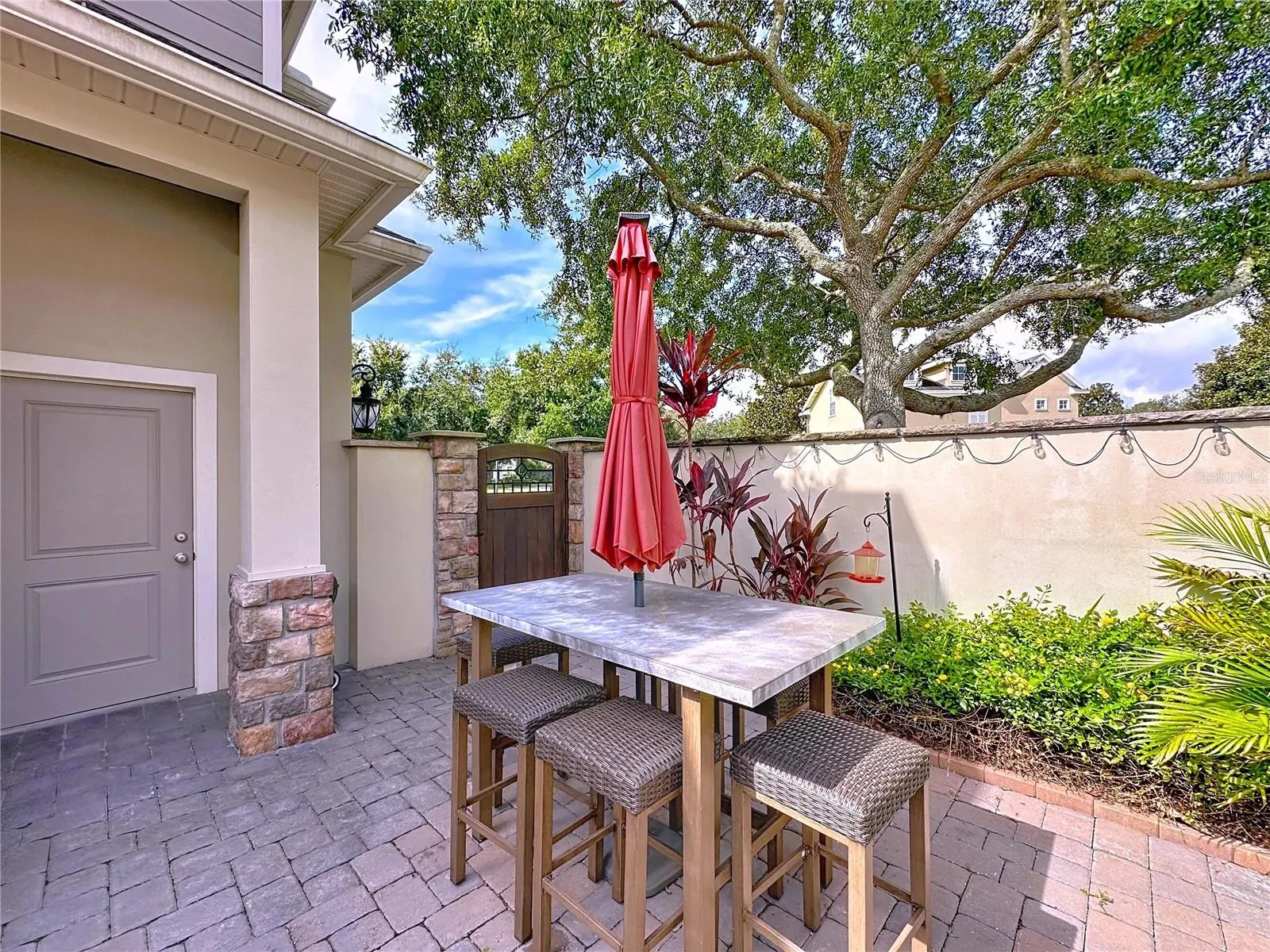 8701 COCO PLUM PL