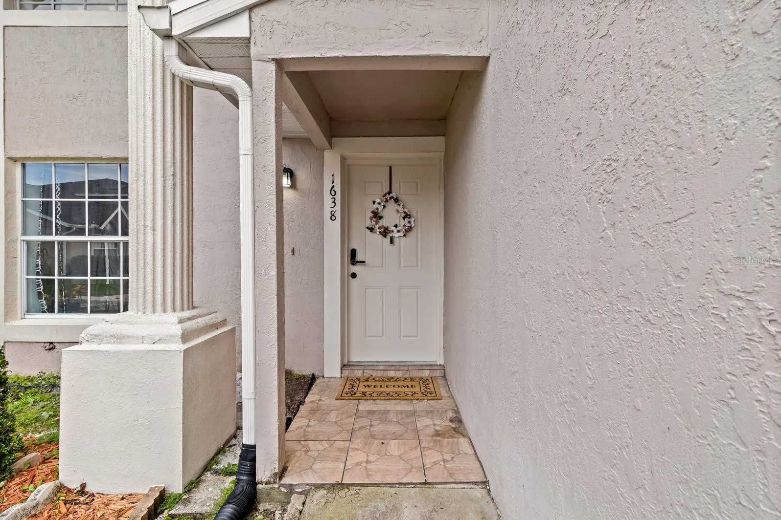 1638 WINDSOR OAK CT