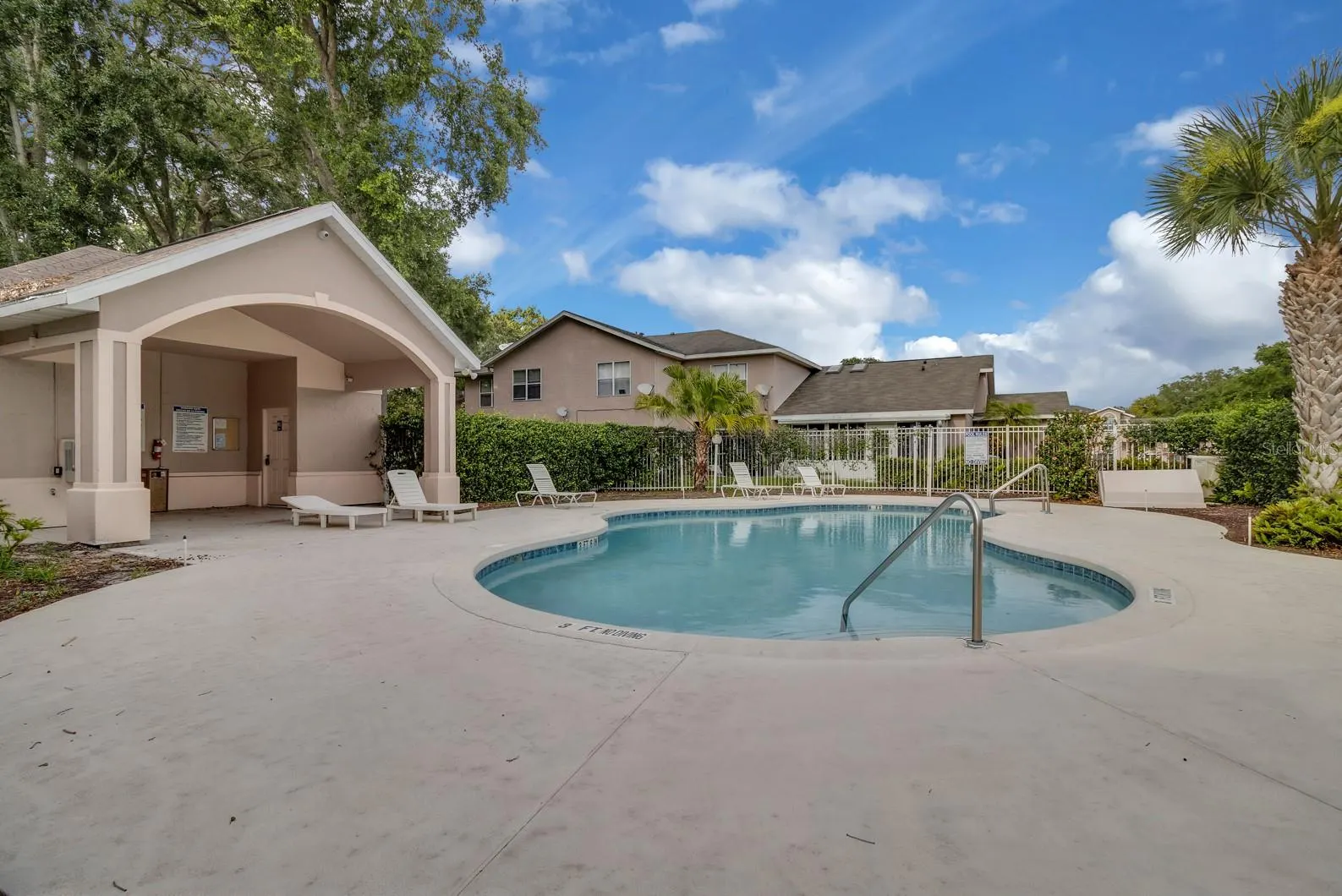 1638 WINDSOR OAK CT
