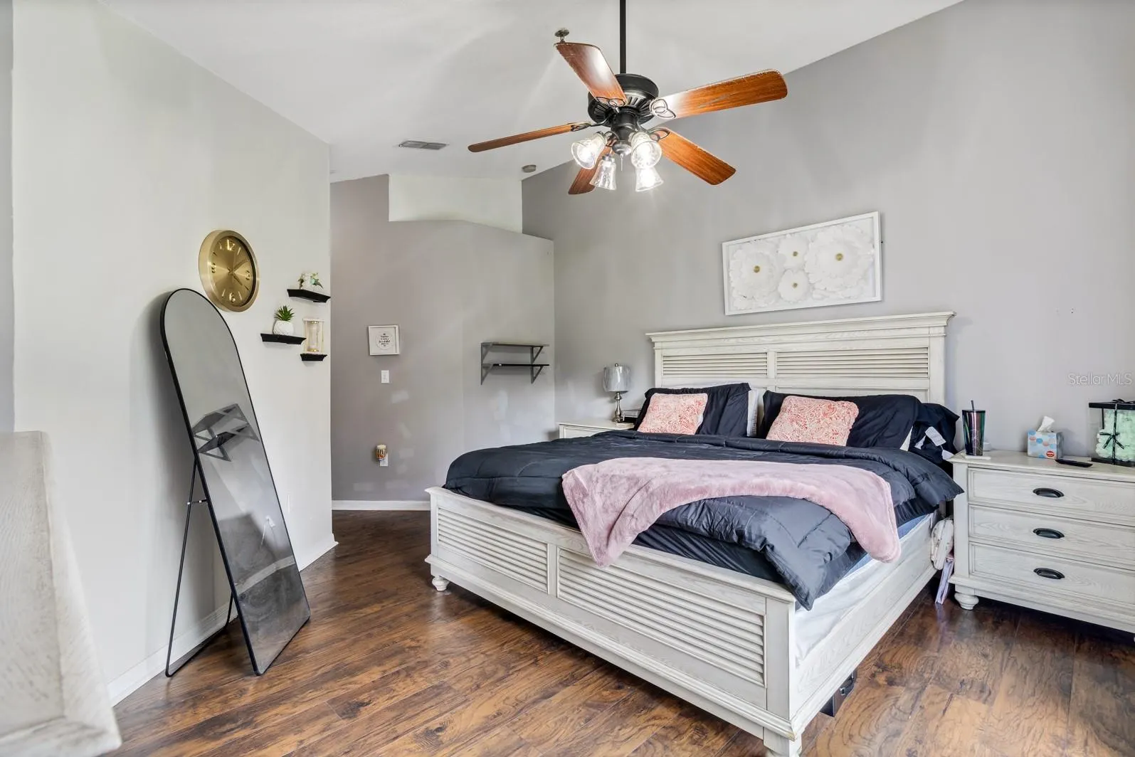 1638 WINDSOR OAK CT