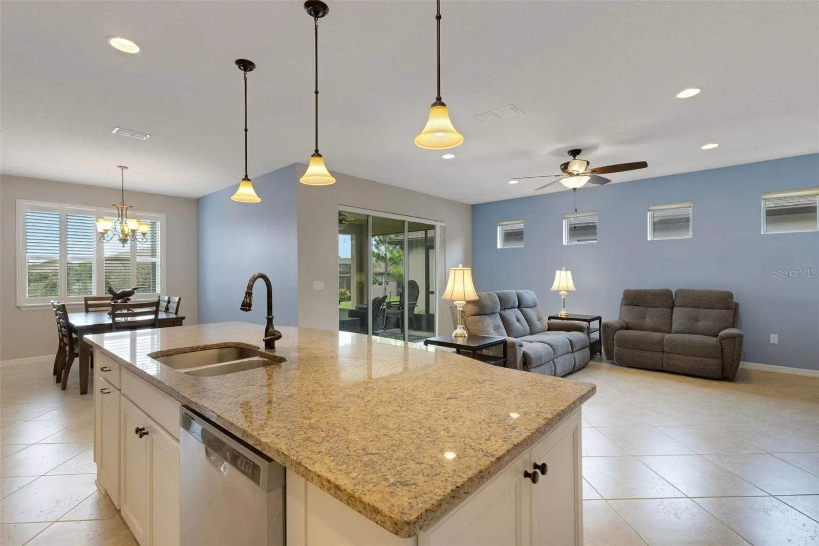 613 CANTABRIA DR