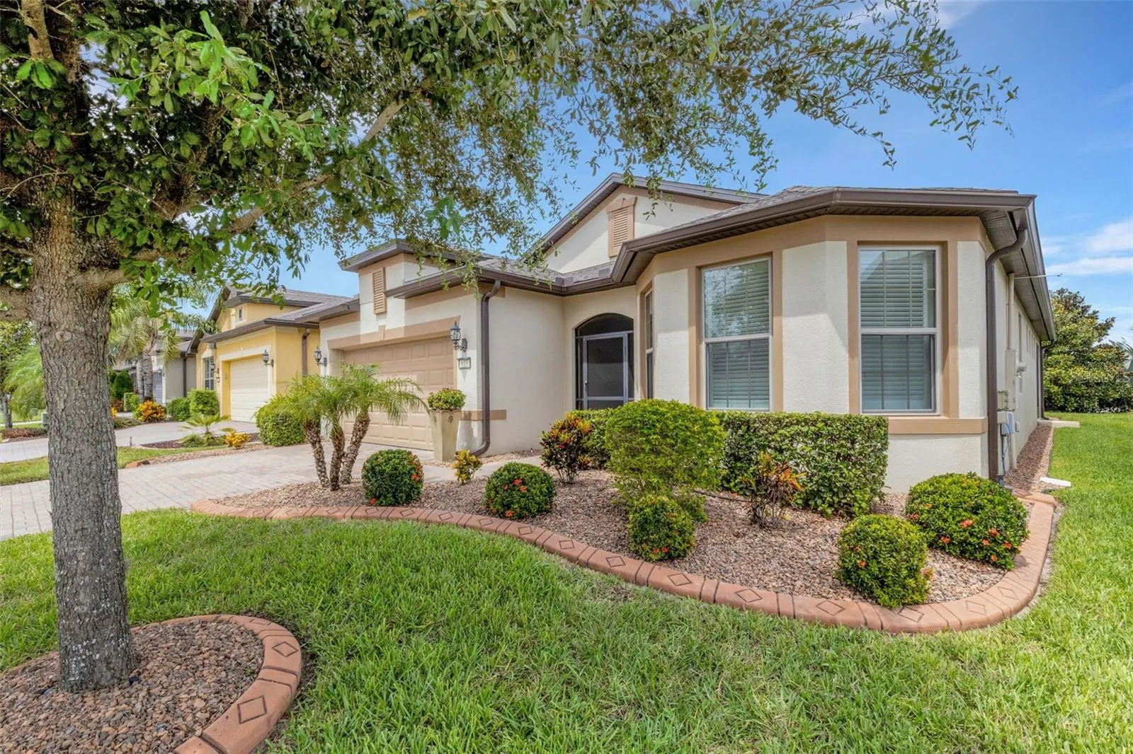 613 CANTABRIA DR