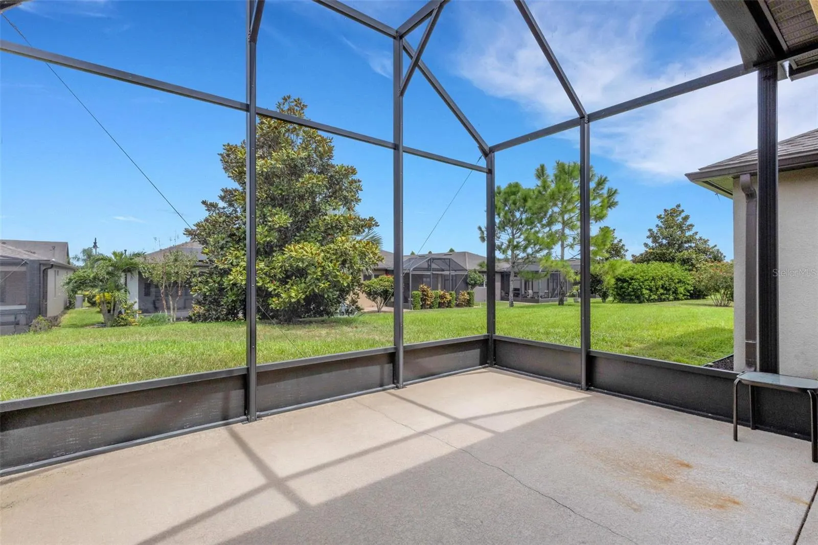 613 CANTABRIA DR