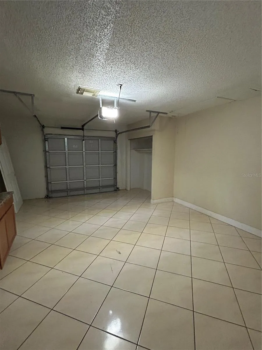 339 LA PAZ DR