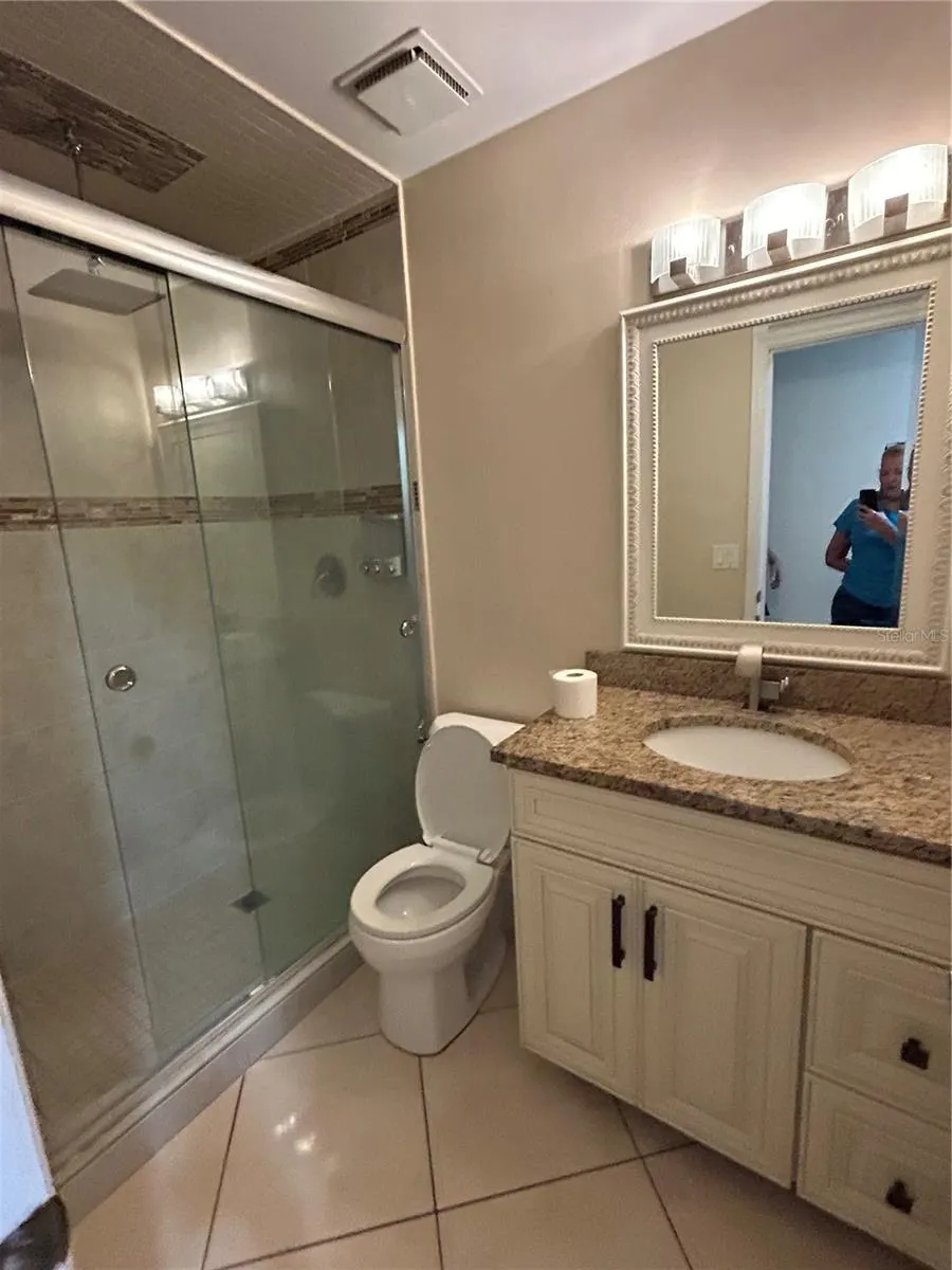 339 LA PAZ DR