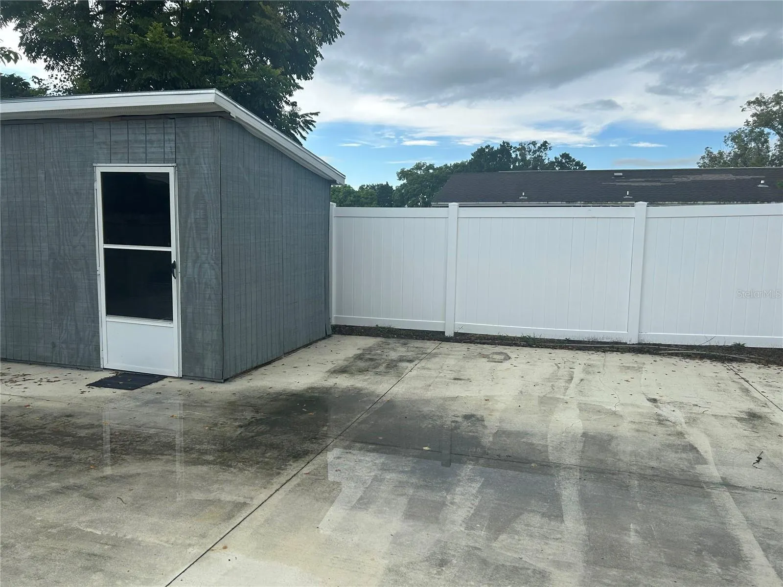 339 LA PAZ DR