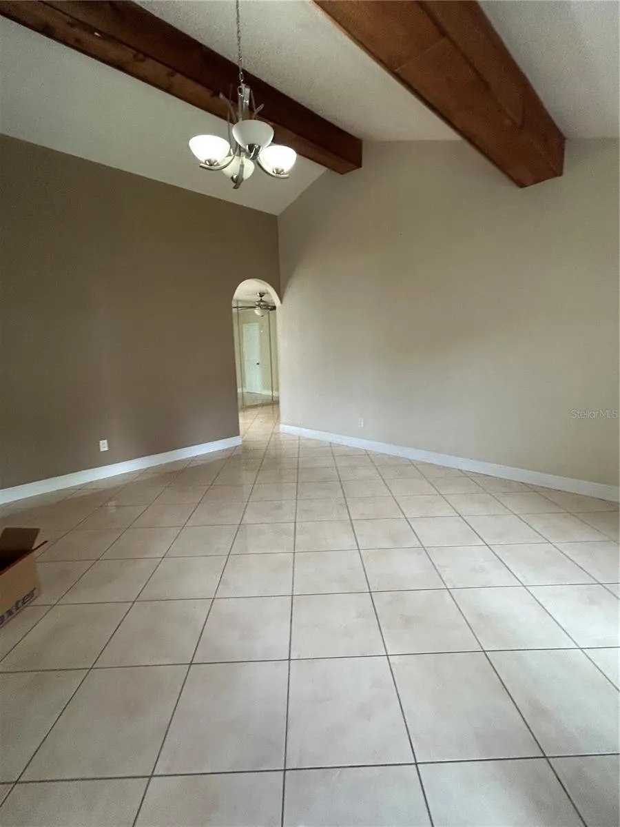 339 LA PAZ DR