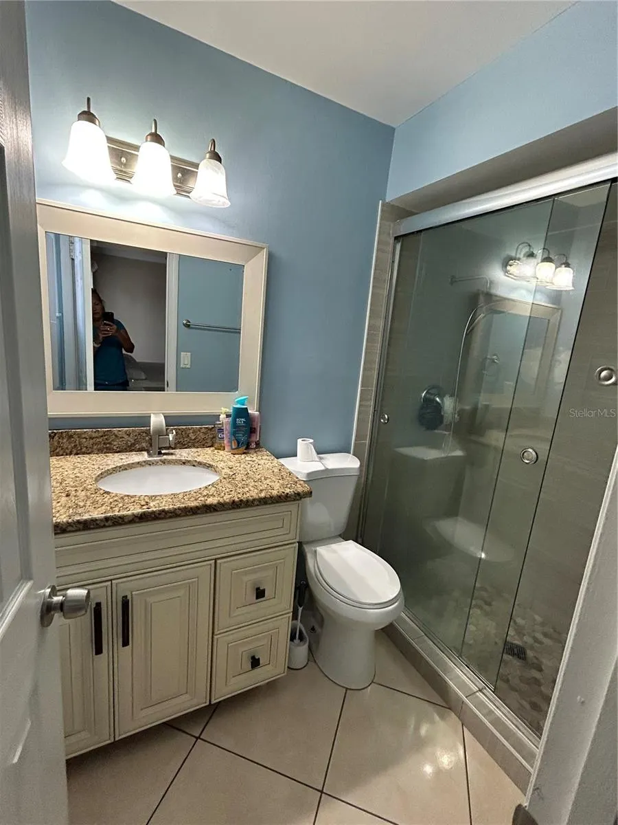 339 LA PAZ DR