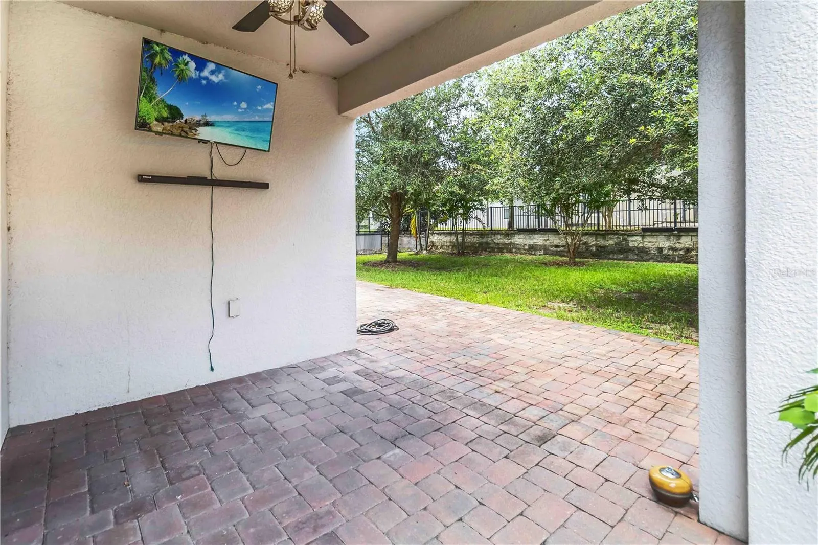 1320 MOSS CREEK LN